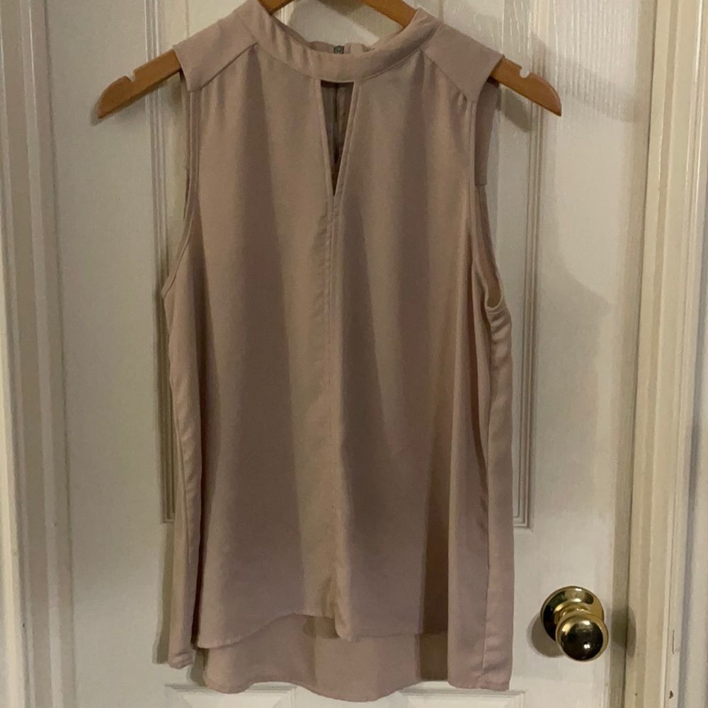 Forever 21 sleeveless blouse